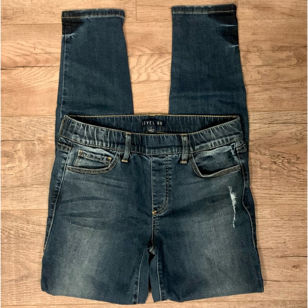NWOT! Level 99 Gia Pull On Skinny Jeans Size Small